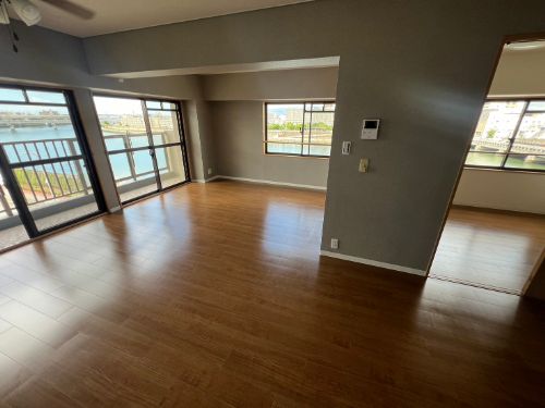 サンフラット歌島リバーサイド｜中古マンション